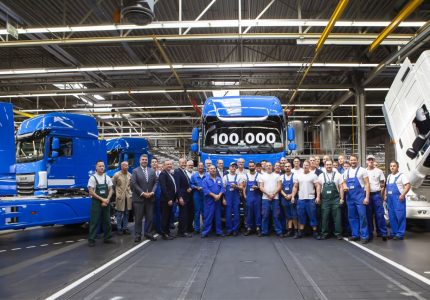 100,000th New DAF CF and XF